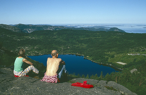 Fantastisk morgon på kvileplassen ved Preikestol-stien