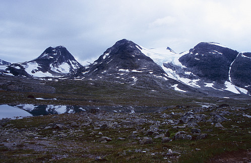 Mot Austre Rauddalstind og Høgvagltindane