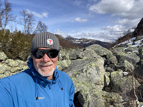Retur mot Sveivida gjennom grov ur på vårskitur!
