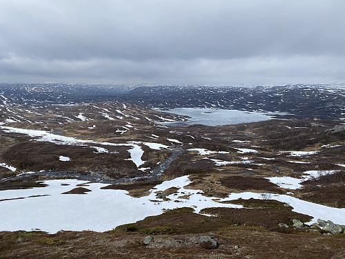 Utsikt mot Tarjeisåna og Taumevatnet