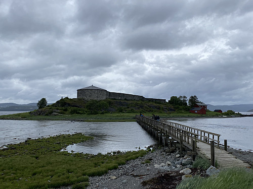 Steinvikholm slott som var den siste katolske erkebiskopen i Nidaros, Olav Engelbrektsson, sin siste skanse før han måtte forlate Norge i 1537 