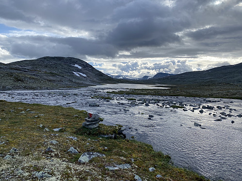 Idyll ved utløpsosen i Langvatnet