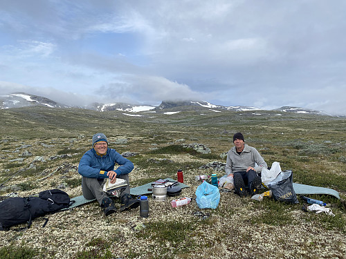 Utefrokost og god stemning på teltplassen!