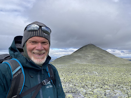 En drøy time etter at jeg forlot Gaustatoppen er den så godt som skyfri!