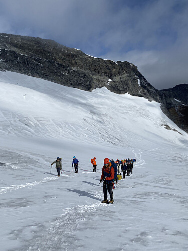 I taulag oppover Bjørnebreen II