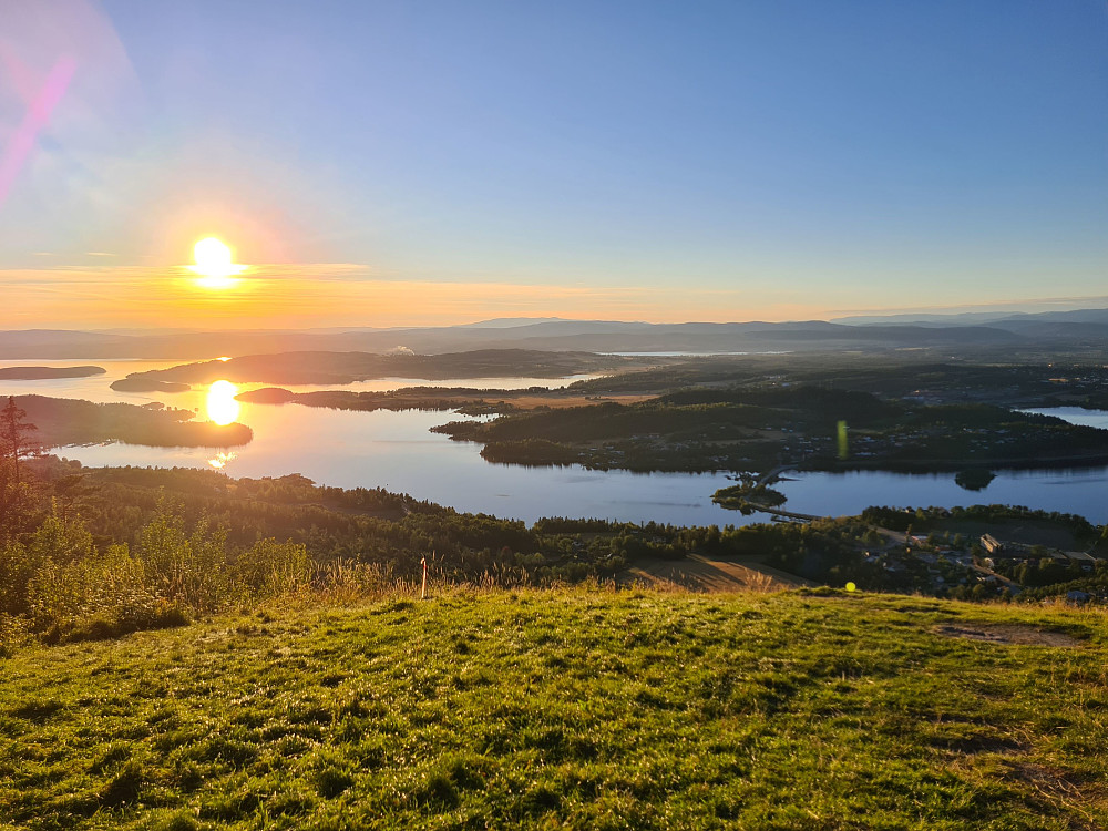 Solnedgangen sett fra Kronprinsens utsikt