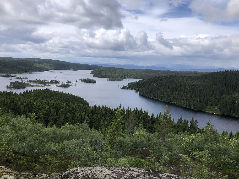 Eiangen sett fra stien mot Skåråfjell