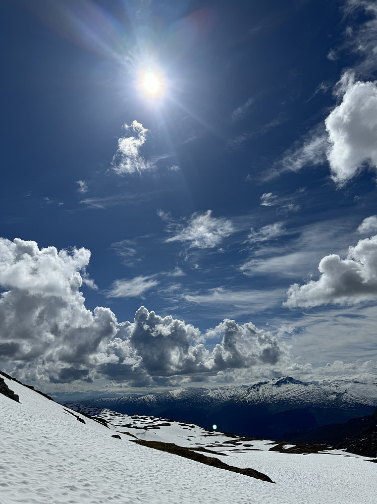 Høy himmel…