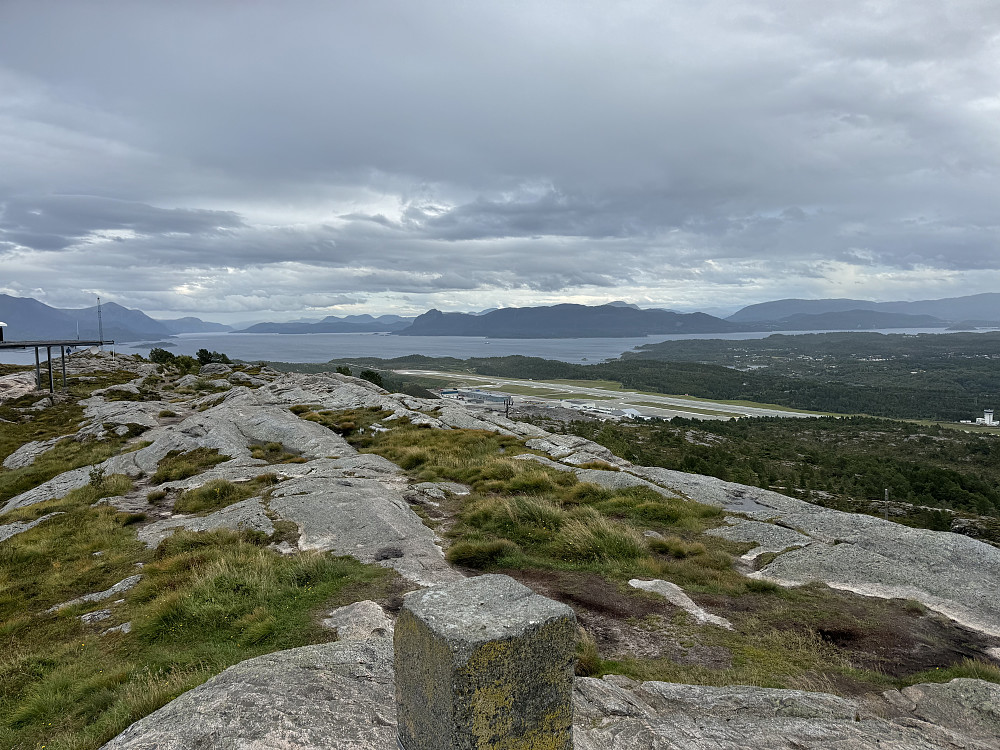 Utsikt nordøstlig retning, bl a mot Stabblandet