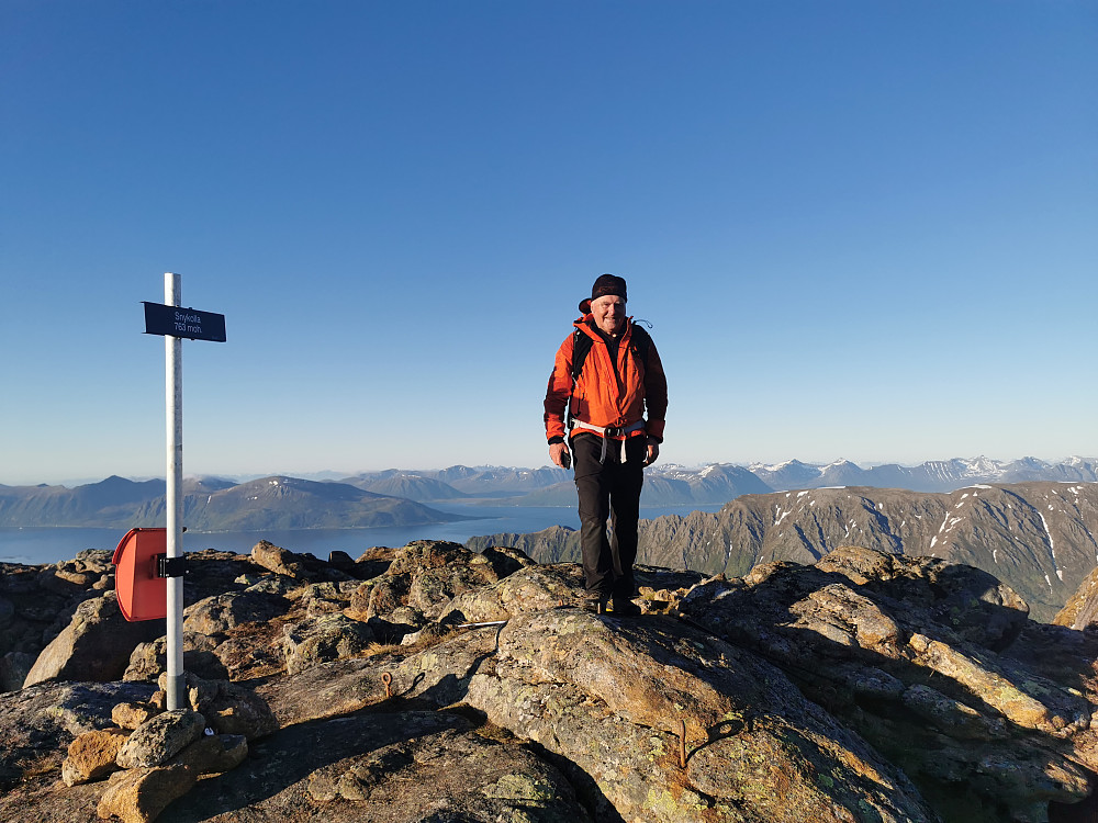 Knut Sverre nyter kvelden og en ny kommunetopp! 