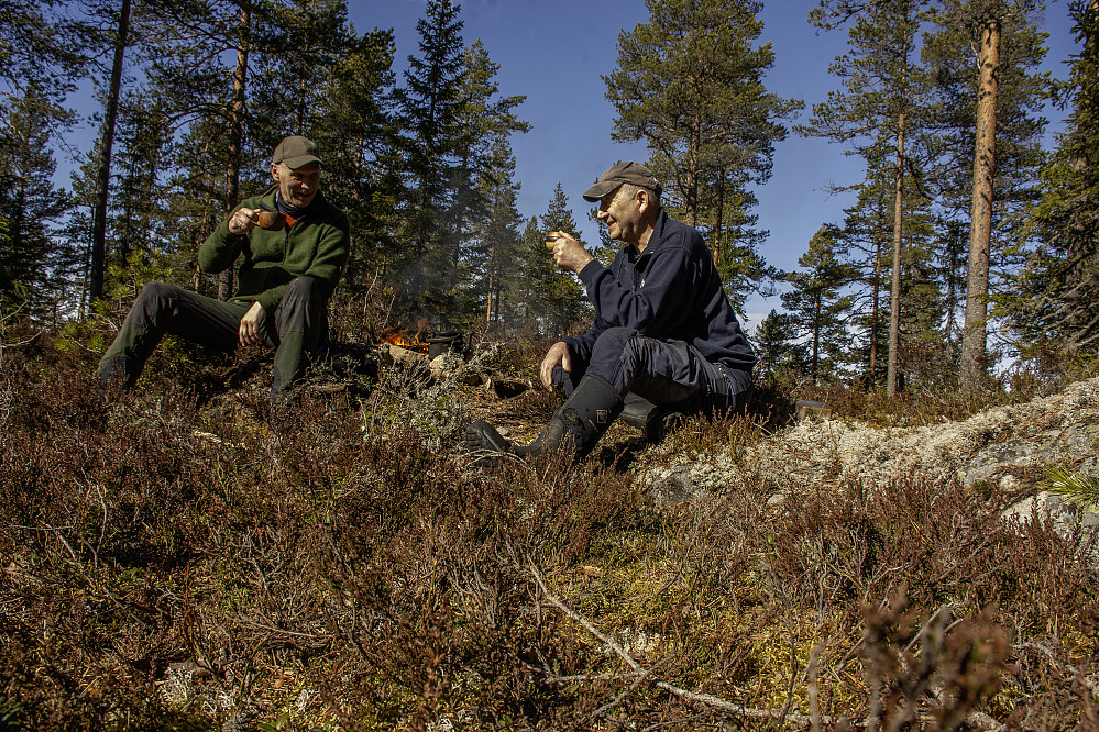 Takk for kaffen Arne, 
og en fin skogstur.

