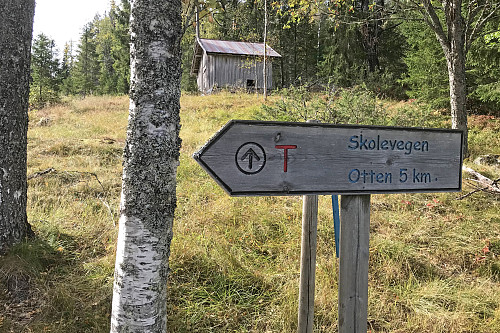Området rundt Trøftskogen hadde lang skoleveg til Otten ved Ottsjøen