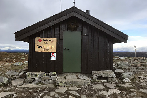 Nødbua på Nevelfjellet