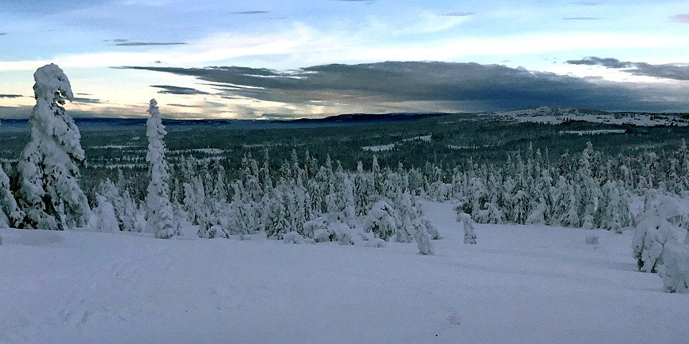 Målifjellet med Natrudstilen og Brumund