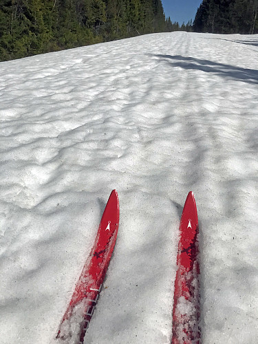 Full vinter langs Brumundsjøvegen