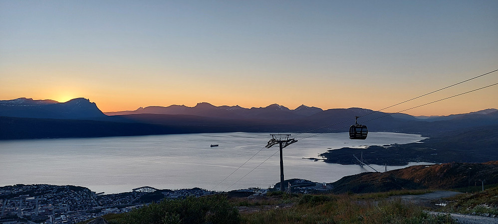 Solnedgangen sett fra Fjellrestauranten