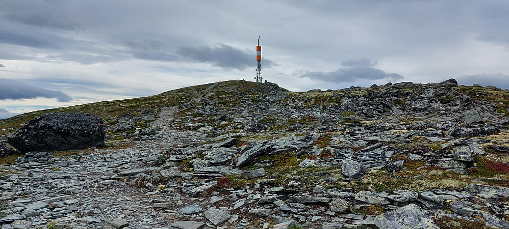 God sti ned fra Allmannberget. Resten av turen gikk stort sett uten sti