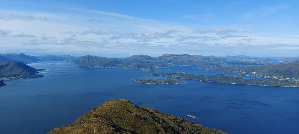 Mot Gurskøya