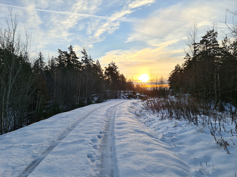 Veien opp til Vardås