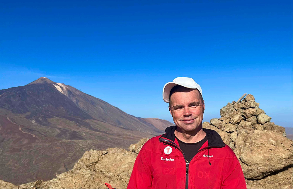 Toppen med Teide i bakgrunnen