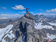 AnneW_20250815_689f59f7b4743.jpg