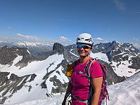 AnneW_20250815_689f5a148200d.jpg