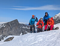 AnneW_20250825_68ac2fbdb1ed0.jpg