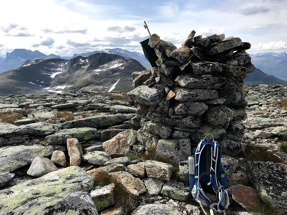 Utsikt mot Viromkjerringa fra Toppen av Grånebba.