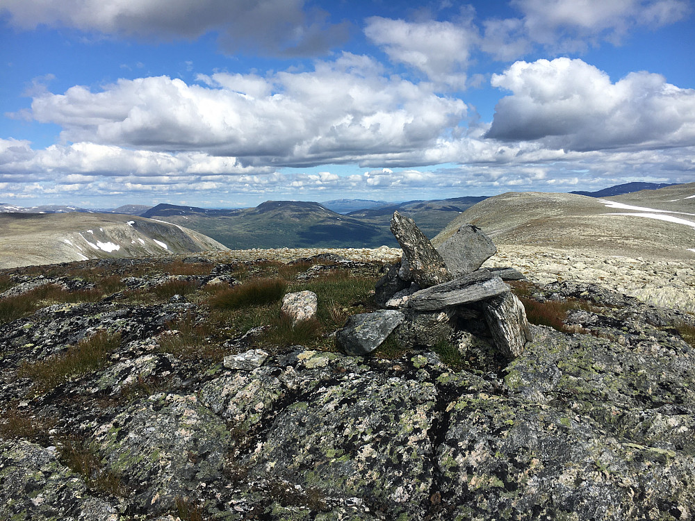 Toppen av Åmellomfjellet sørvest