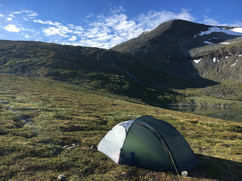 Særdeles fint vær å våkne opp til. Perfekt dag for en lang fjelltur.