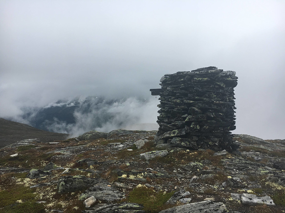 Toppvarden på Fremre Grynningshøa.