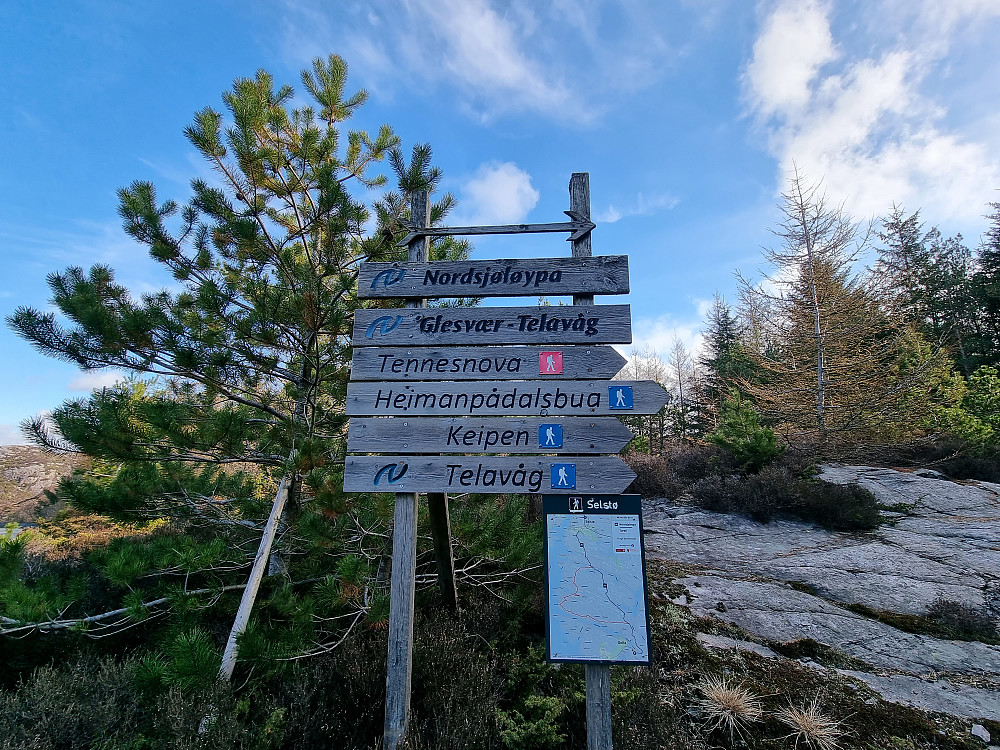 Starten av stien ved Goltavegen.