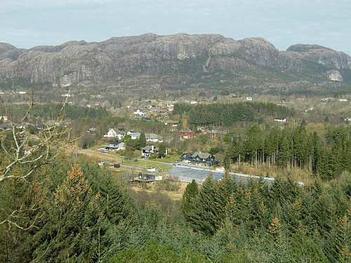 utsikt mot nord med Eldsfjellet fra Eikelandshøyen