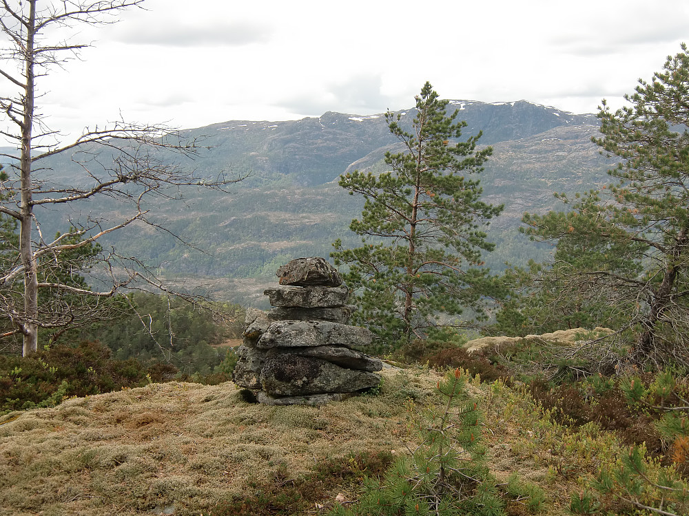 varden på Raunelifjellet 