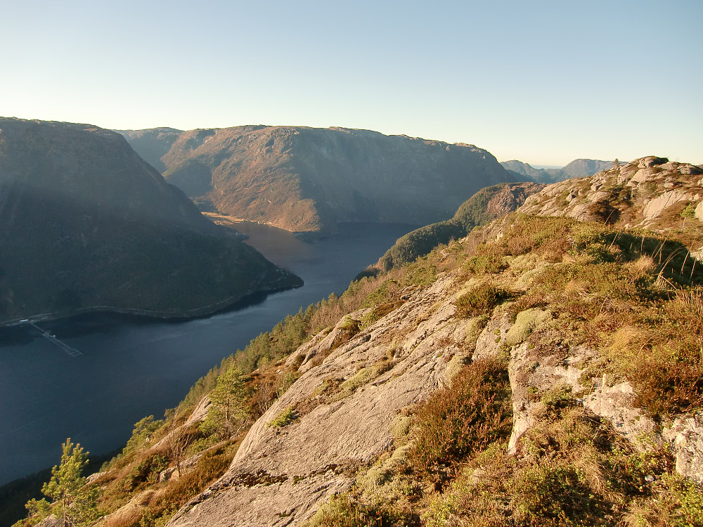 utover Masfjorden fra Nipa