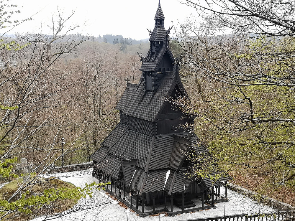 Fana stavkirke
