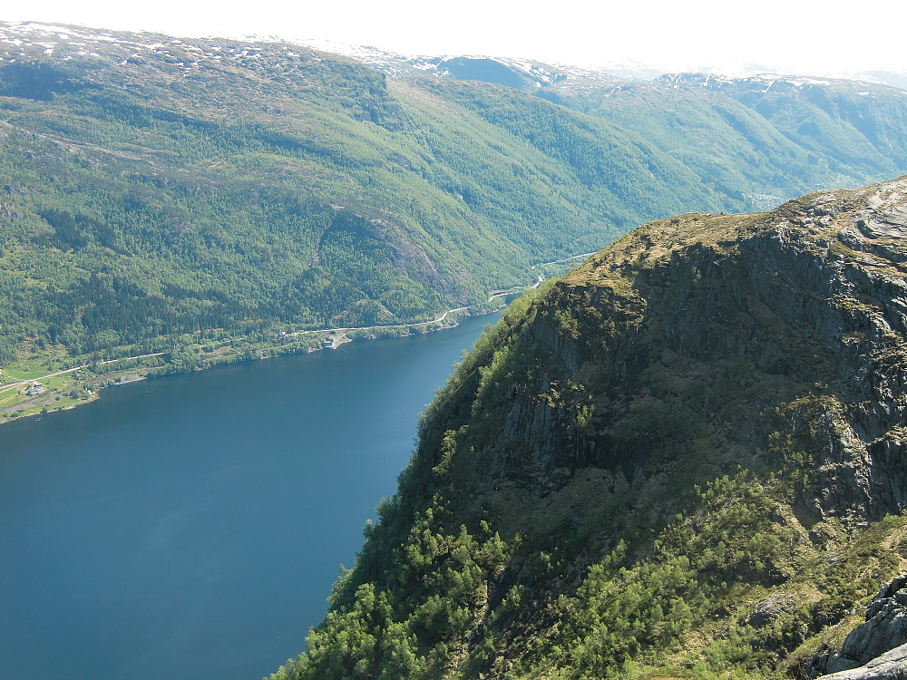 Veafjorden mot syd fra Varhaugen