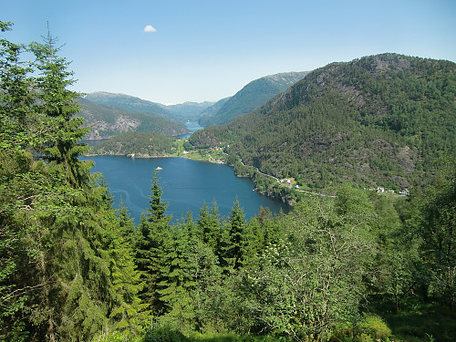 utsikt mot Eidsfjorden og Eidslandet