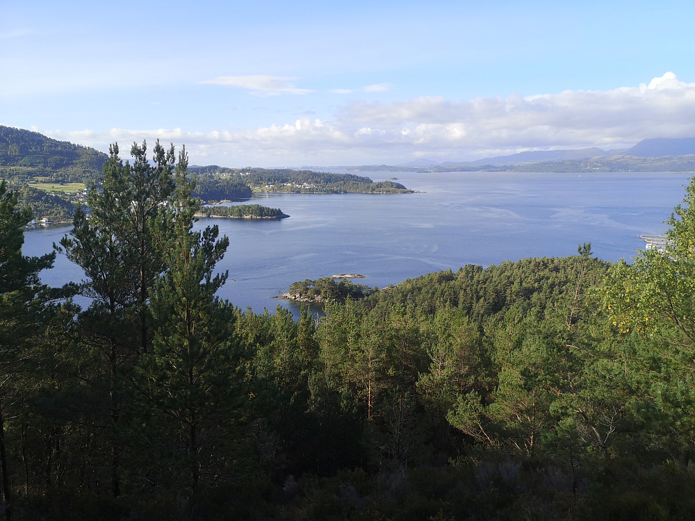 utsiktspunktet på Bogsnesåsen med utsikt mot Kaldestad