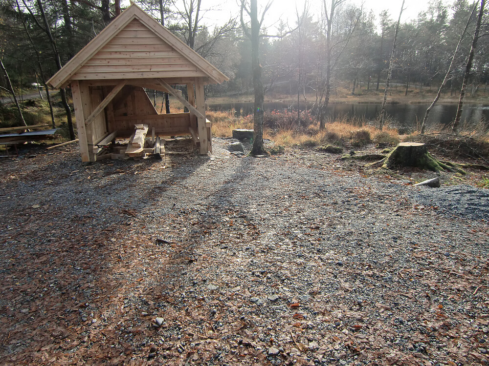 nytt grindabygg under oppføring, og fikk navnet Munkegrind