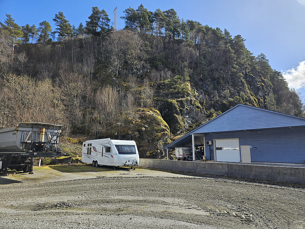 Åsen fra der jeg parkerte 