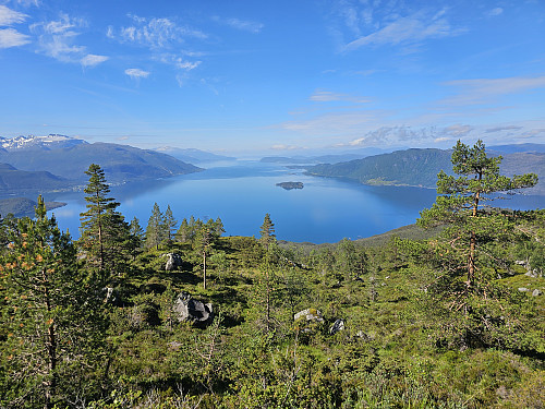 utsikt fra under Breidaskardet