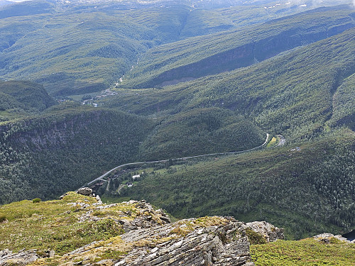 utsikt ned i Bergsdalen fra Storhaugen. 