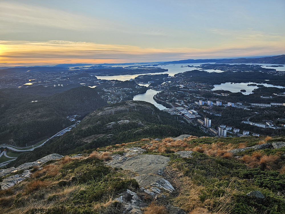 utsikt sydover fra Lyderhorn