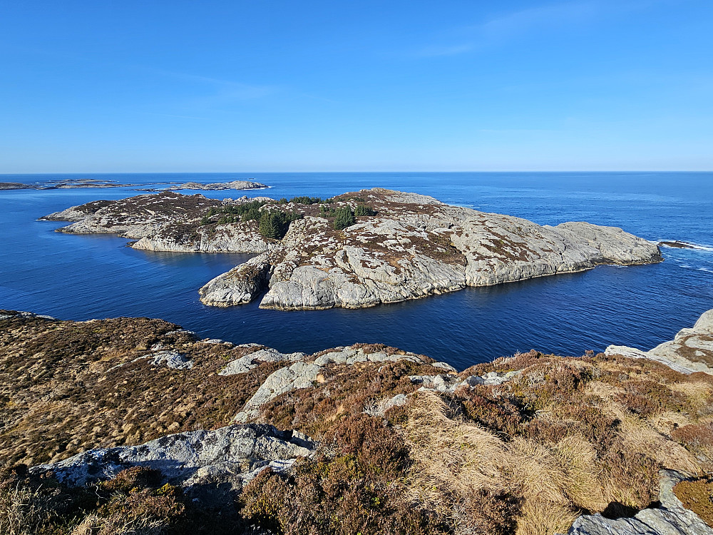 Knappane fra varden på Turøybjørnen