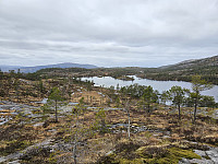 på vei ned til Fyrste Lauvtjørna