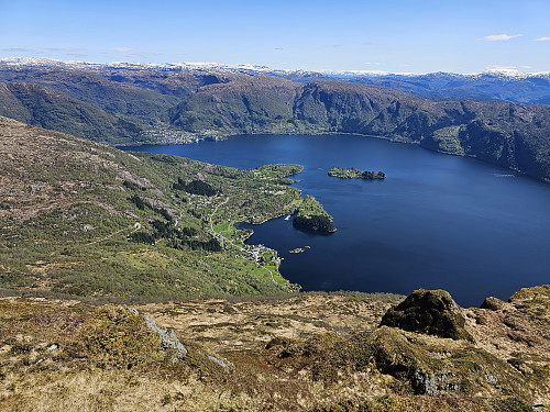 Bruvik fra toppen