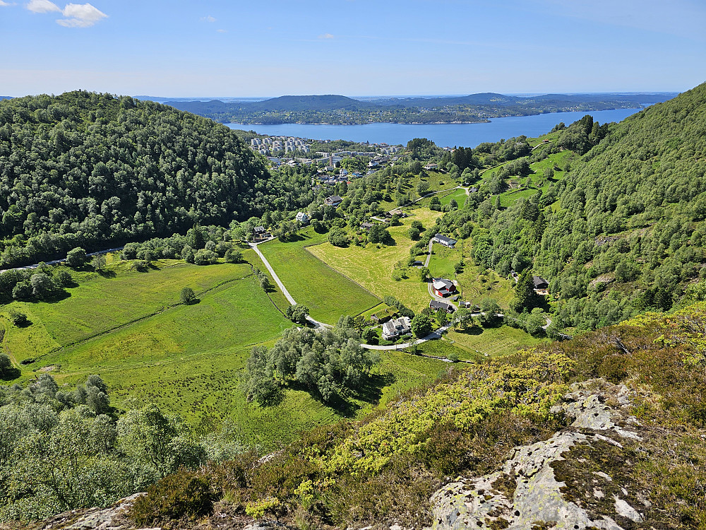 Hitland under Huseberget