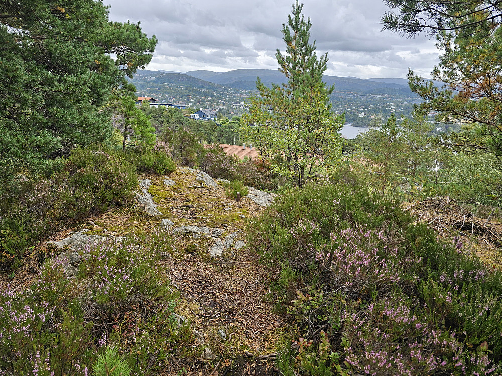 Langaberget utsiktspunkt med bolt i fjell