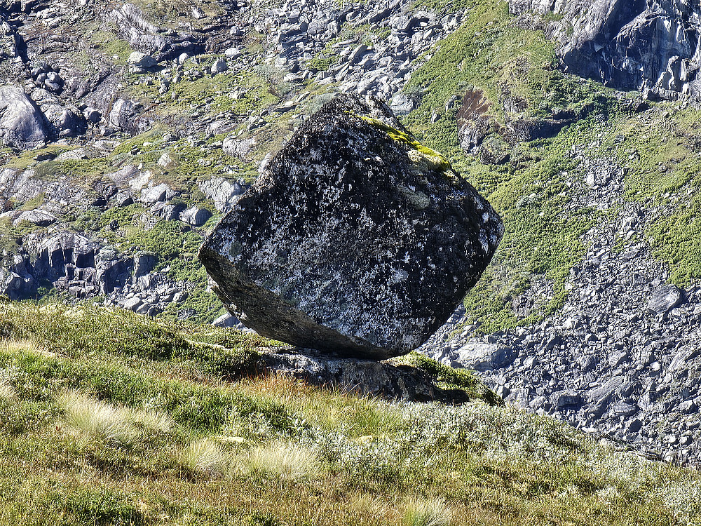 balangsestein ved pauseplassen